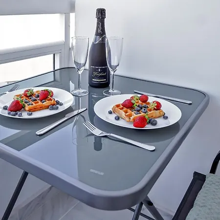 Modern With A Sea View And Pool Access Ponderosa 801 شقة *